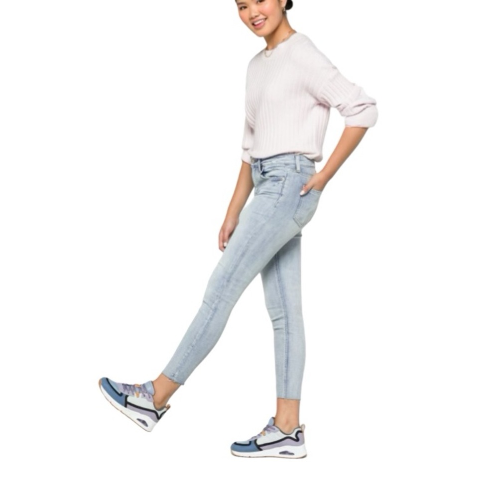 Pistola Arielle Scissor Cut Hem Light Wash Skinny Jeans